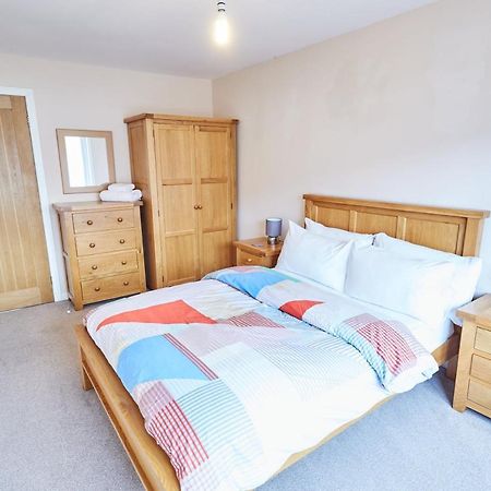 Etive, Beautiful Lochside Apartment With Balcony Fort William Esterno foto